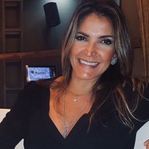 IZABELA FERNANDES GODINHO