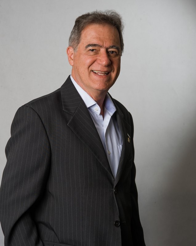 LUIZ CARLOS MOLINARI GOMES